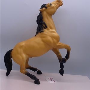 Breyer horse- Diablo mustang